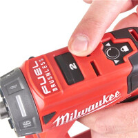 Milwaukee FUEL™ Akku-Kompakt-Bohrschrauber mit Schnellwechselbohrfutter M12FDDX-0